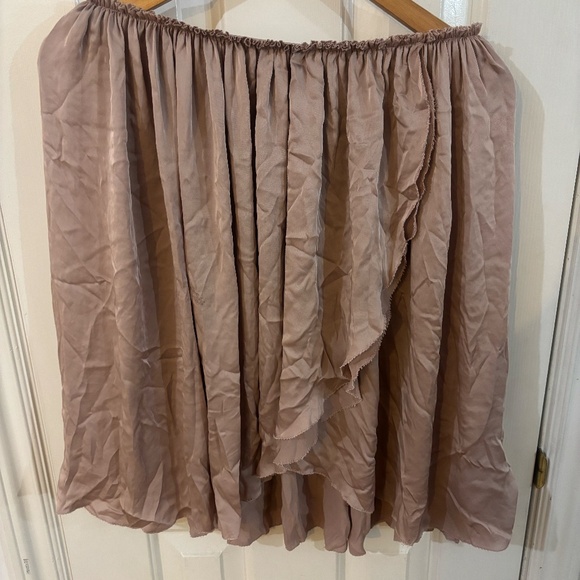 silk like dusty light pink stretch waist skirt Club Monaco * accepting offers - Picture 4 of 6